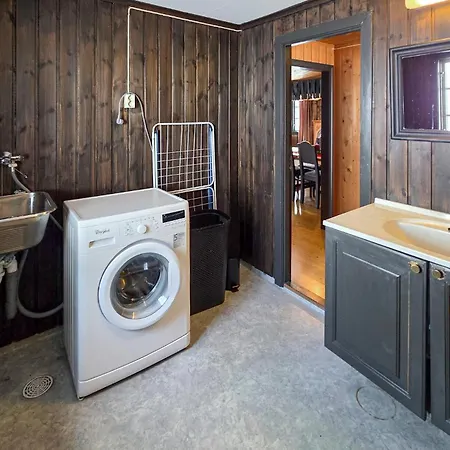 3 Bedroom Gorgeous In Vinje
